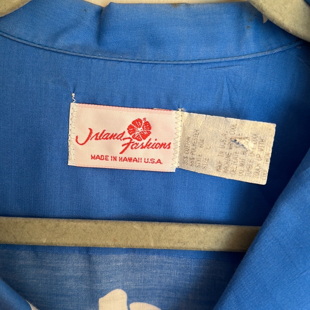 Island Fashions Authentic Hawaiian Shirt - Picture 2 of 7